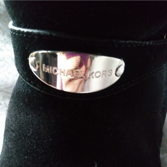 Michael Kors booties - Picture 5 of 9